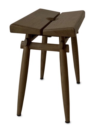 - ANDRÉ FU LIVING - Oak stool