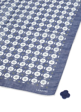 Detail View - Click To Enlarge - LARDINI - Floral print linen-cotton pocket square