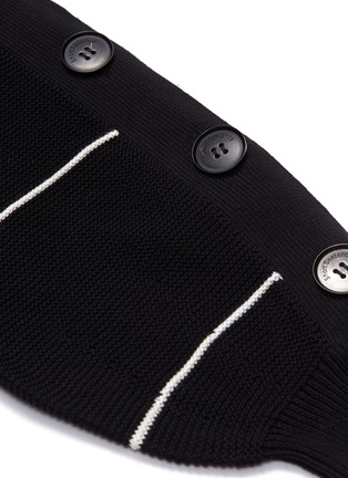  - SHORT SENTENCE - Asymmetric button sleeve stripe sweater