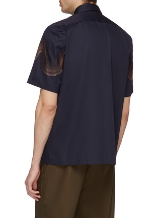 Back View - Click To Enlarge - DRIES VAN NOTEN - x Verner Panton 'Clasen Emb' stitched wave short sleeve shirt