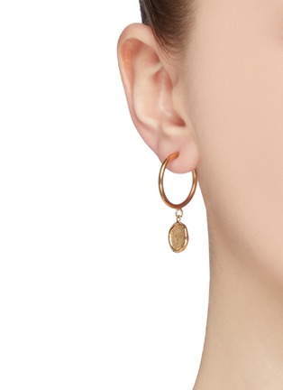 Figure View - Click To Enlarge - HOLLY RYAN - 'Picasso' face coin drop hoop earrings