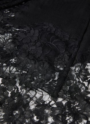 Detail View - Click To Enlarge - JANAVI - Chantilly lace trim cashmere cape