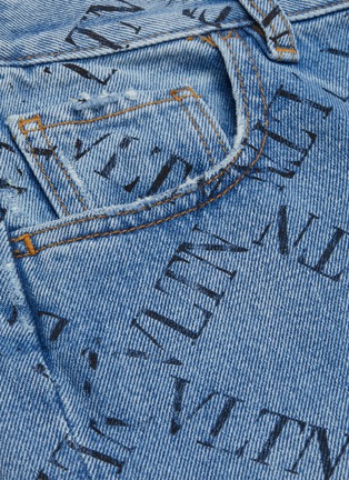  - VALENTINO GARAVANI - 'VLTN Grid' print roll cuff jeans