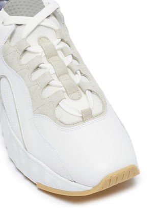 Detail View - Click To Enlarge - ACNE STUDIOS - Chunky outsole leather patchwork sneakers
