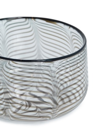 Detail View - Click To Enlarge - LAURENCE BRABANT & ALAIN VILLECHANGE - Swirl motif medium bowl – Clear/Black