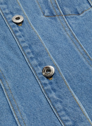 Detail View - Click To Enlarge - COMME MOI - Darted denim dress