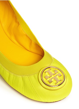 Detail View - Click To Enlarge - TORY BURCH - 'Caroline' snakeskin effect leather ballerina flats