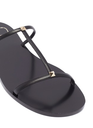 Detail View - Click To Enlarge - VALENTINO GARAVANI - Valentino Garavani Rockstud strappy leather sandals