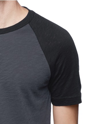 Detail View - Click To Enlarge - THEORY - 'Jordun' raglan sleeve T-shirt