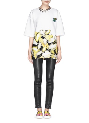 Figure View - Click To Enlarge - OPENING CEREMONY - Oversize paint effect leaf print neoprene top