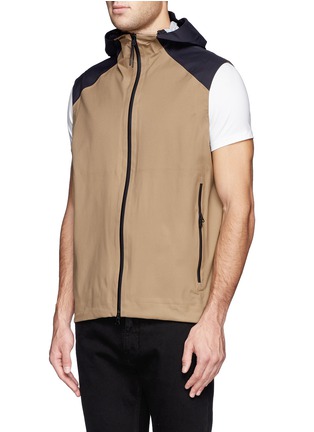 Front View - Click To Enlarge - THEORY - 'Shield' c_change™ zip up vest