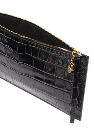 Detail View - Click To Enlarge - ALEXANDER MCQUEEN - Croc embossed patent leather pouch