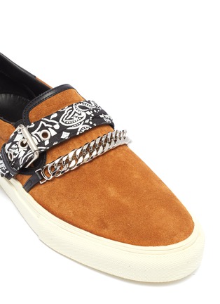 Detail View - Click To Enlarge - AMIRI - 'Bandana' curb chain strap suede skate slip-ons