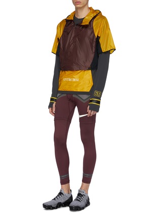 Figure View - Click To Enlarge - NIKELAB - x UNDERCOVER 'Gyakusou' mesh pocket colourblock track shorts