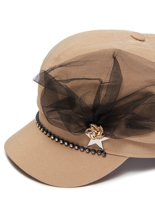 Detail View - Click To Enlarge - VENNA - Mesh embellished pin twill newsboy cap