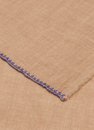 Detail View - Click To Enlarge - AKEE INTERNATIONAL - Floral embroidered edge cashmere scarf