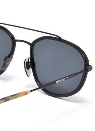 Detail View - Click To Enlarge - BURBERRY - Tartan plaid tip metal aviator sunglasses