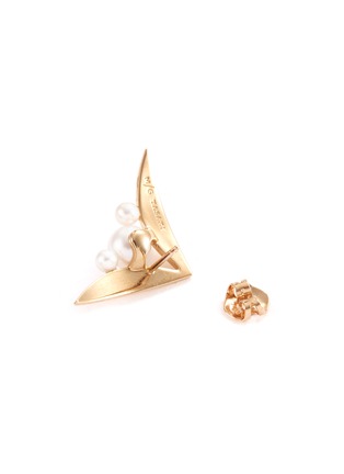 Detail View - Click To Enlarge - TASAKI - 'Flapped' freshwater pearl 18k yellow gold earrings