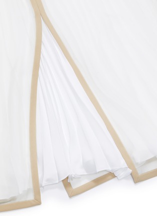 Detail View - Click To Enlarge - BURBERRY - Panelled overlay pleated silk chiffon skirt