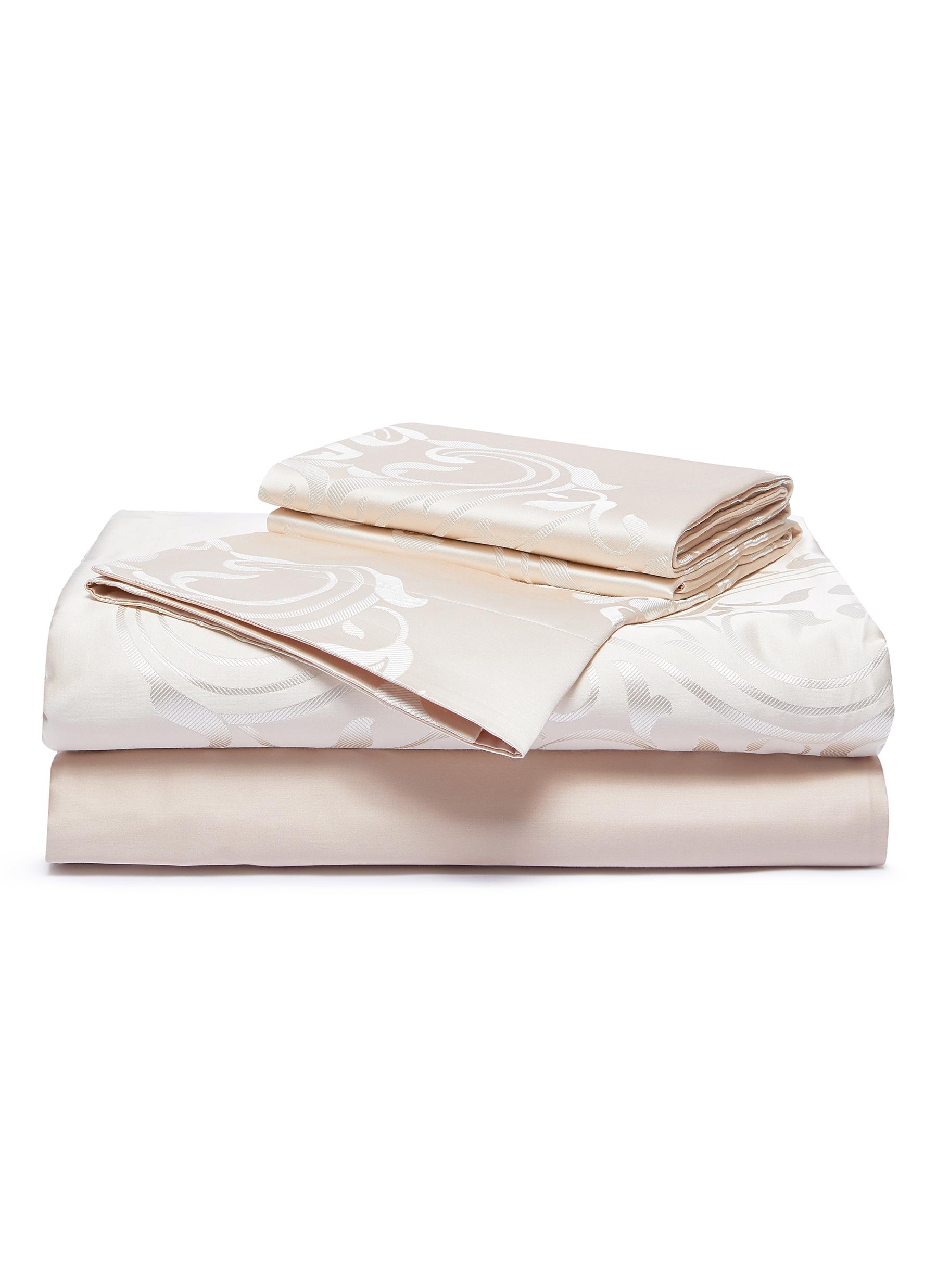 Frette Luxury Medallion King Size Duvet Set Powder Pink