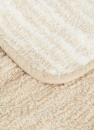 Detail View - Click To Enlarge - ABYSS - Cozi face towel – Linen