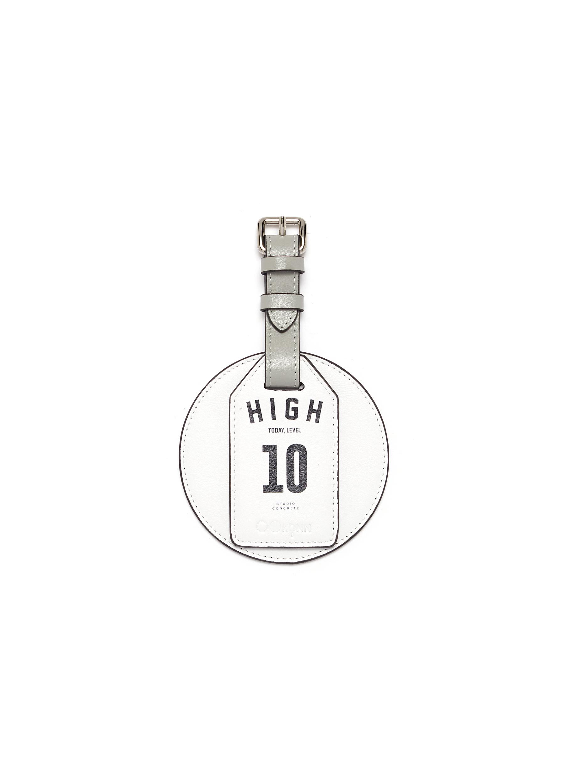 Click to view more detailed imagery on our partner's website Ookonn X Studio Concrete Luggage Tag – 10 High