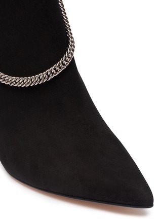 Detail View - Click To Enlarge - GIANVITO ROSSI - 'Annie' detachable curb chain suede ankle boots