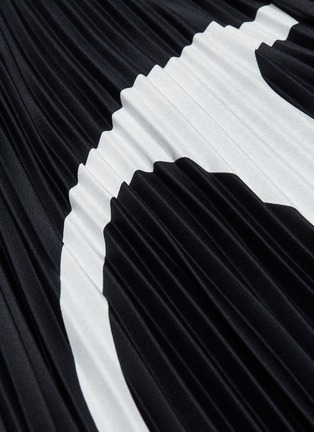 Detail View - Click To Enlarge - VALENTINO GARAVANI - 'VLOGO' print plissé pleated skirt