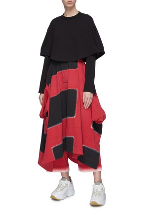 Figure View - Click To Enlarge - SIRLOIN - 'T-Rousers' geometric colourblock skirt overlay culottes