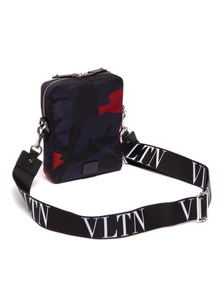 Detail View - Click To Enlarge - VALENTINO GARAVANI - Valentino Garavani 'VLTN' logo shoulder strap camouflage print crossbody bag