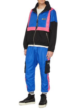 Figure View - Click To Enlarge - DANIEL PATRICK - '2020' retractable hood colourblock track jacket