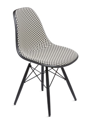 - HERMAN MILLER - Eames moulded chair