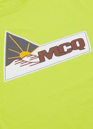  - MC Q - Logo graphic print T-shirt