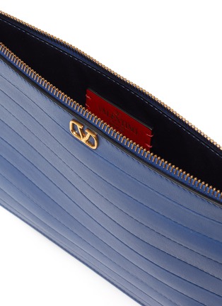 Detail View - Click To Enlarge - VALENTINO GARAVANI - Valentino Garavani 'Diary Lines' large stitched leather pouch