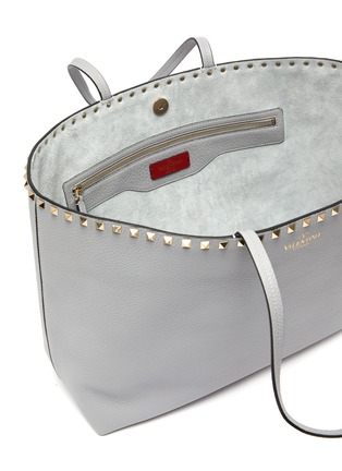 Detail View - Click To Enlarge - VALENTINO GARAVANI - Valentino Garavani 'Rockstud' large leather tote