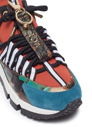 Detail View - Click To Enlarge - PIERRE HARDY - x Victor Cruz 'VC1 1996' chunky outsole colourblock neoprene sneakers