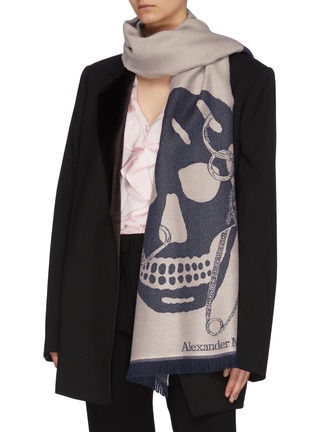 Figure View - Click To Enlarge - ALEXANDER MCQUEEN - Chained Skull wool scarf