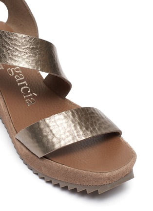 Detail View - Click To Enlarge - PEDRO GARCIA  - 'Fely' slant strap metallic leather platform sandals