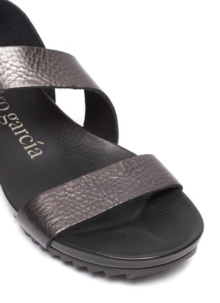 Detail View - Click To Enlarge - PEDRO GARCIA  - 'Jo' slant strap metallic leather sandals
