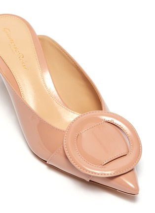 Detail View - Click To Enlarge - GIANVITO ROSSI - Buckle patent leather mules