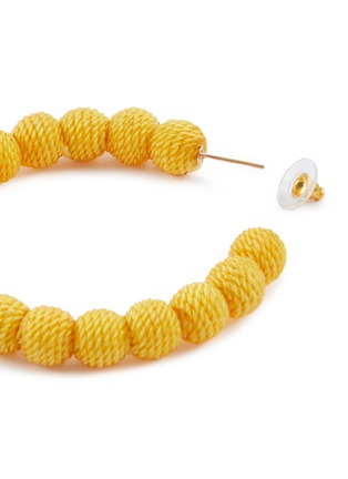 Detail View - Click To Enlarge - KENNETH JAY LANE - Threaded bead hoop earrings