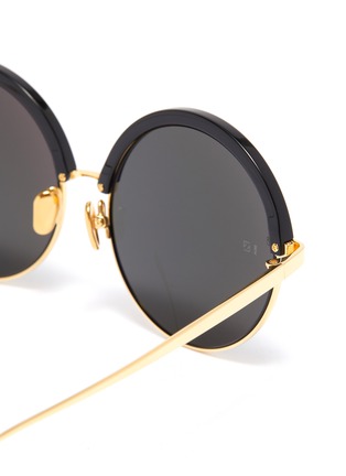 Detail View - Click To Enlarge - LINDA FARROW - Acetate rim metal round sunglasses