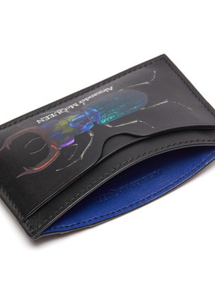 Detail View - Click To Enlarge - ALEXANDER MCQUEEN - Beetle print leather card holder