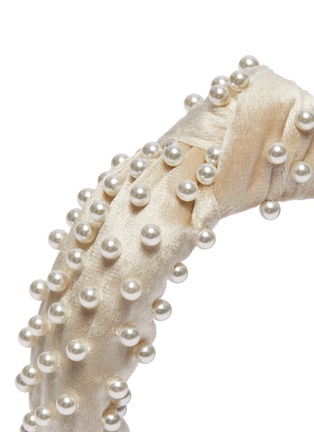 Detail View - Click To Enlarge - LELE SADOUGHI - Faux pearl knot velvet headband
