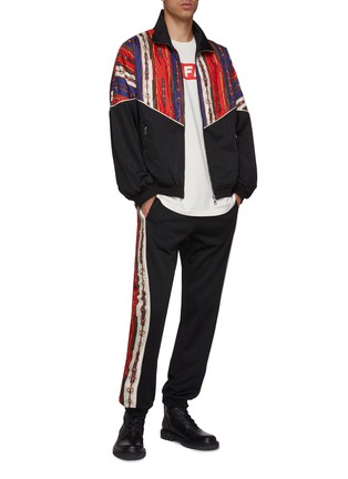 Figure View - Click To Enlarge - GUCCI - Horsebit belt Web stripe quilted panel jacket