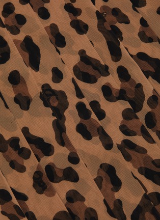  - SACAI - Pleated leopard print back T-shirt