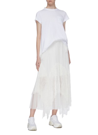 Figure View - Click To Enlarge - SACAI - Lace panel pleated handkerchief skirt