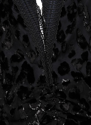 Detail View - Click To Enlarge - SELF-PORTRAIT - Lace trim pleated metallic leopard devoré V-neck mini dress