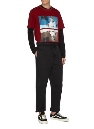 Figure View - Click To Enlarge - INDICE STUDIO - 'Stranger Things' photographic print T-shirt