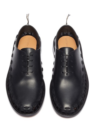 Detail View - Click To Enlarge - BOTTEGA VENETA - Cutout midsole leather wholecut shoes